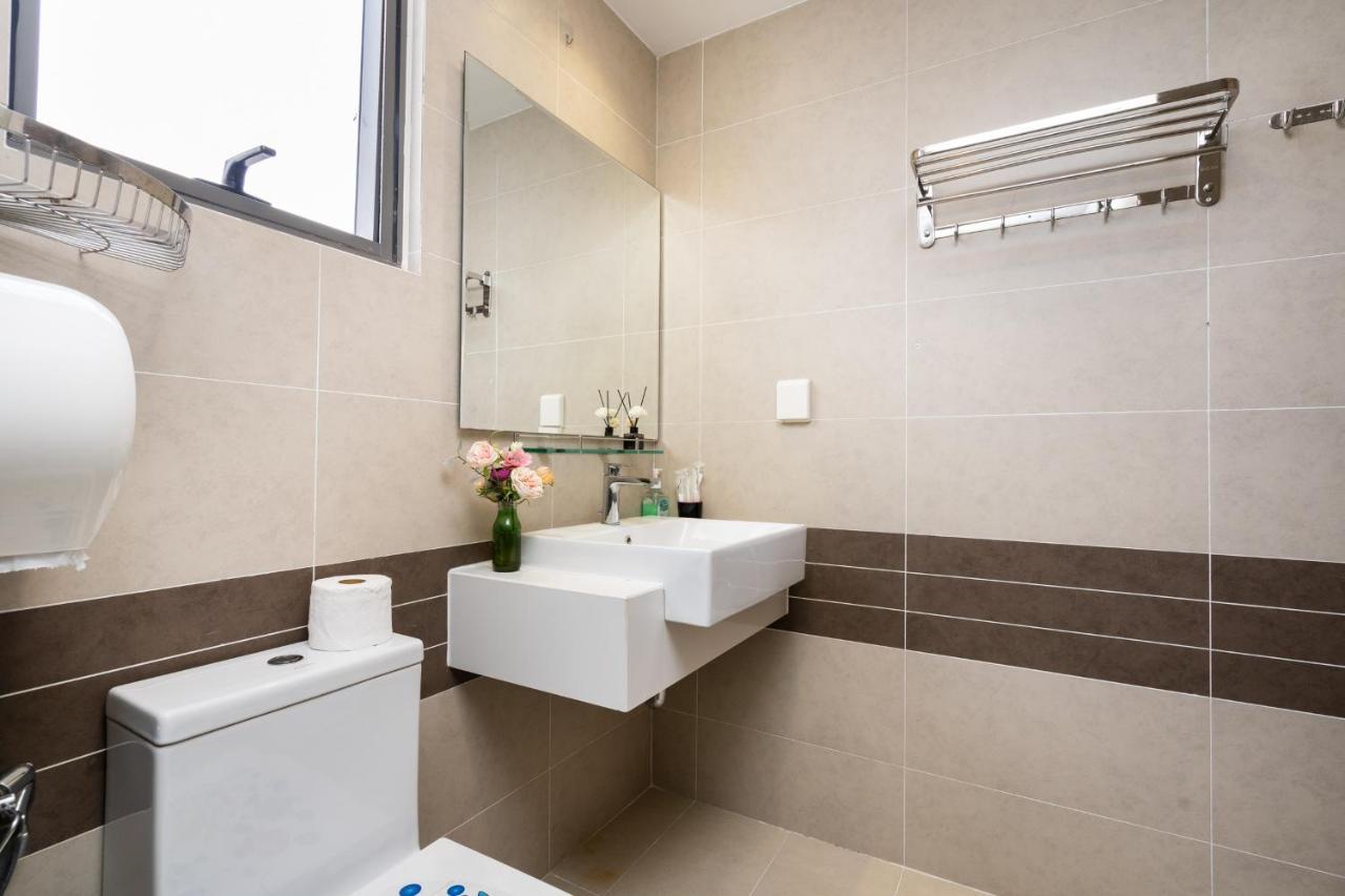 Saigon Cbd Apartment - Infinity Pool Хошимин Екстериор снимка